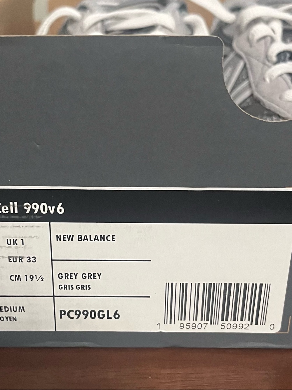New Balance 990 Light Gray and White Running Shoe - Picture 12 of 13